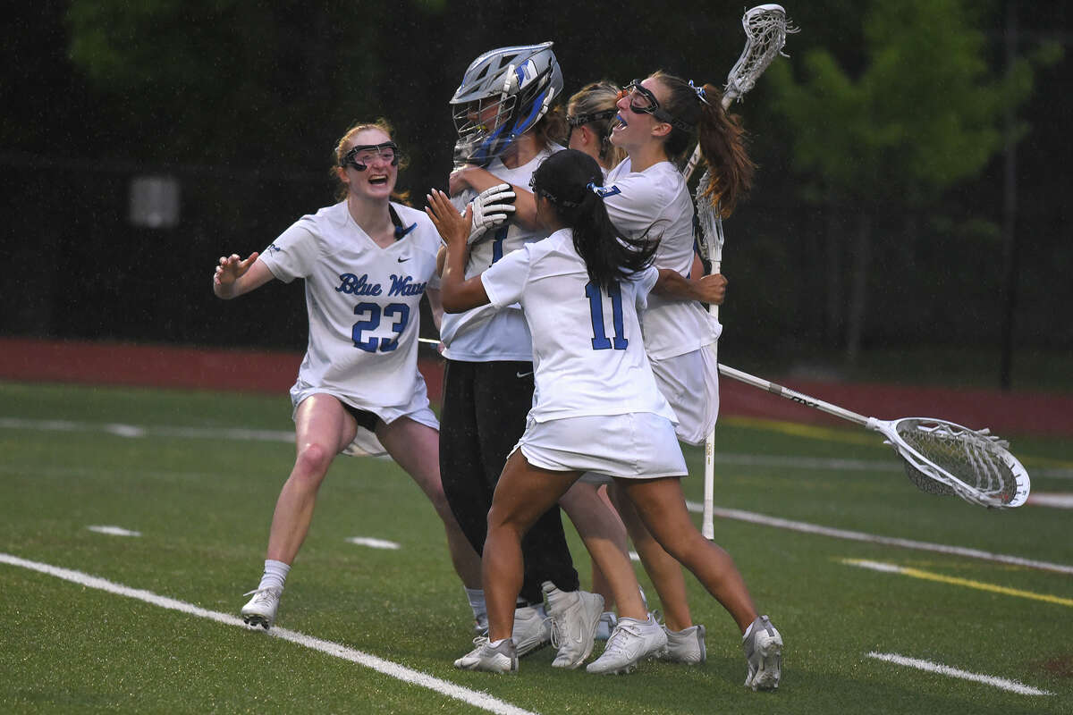 Darien girls lacrosse beats New Canaan for FCIAC championship