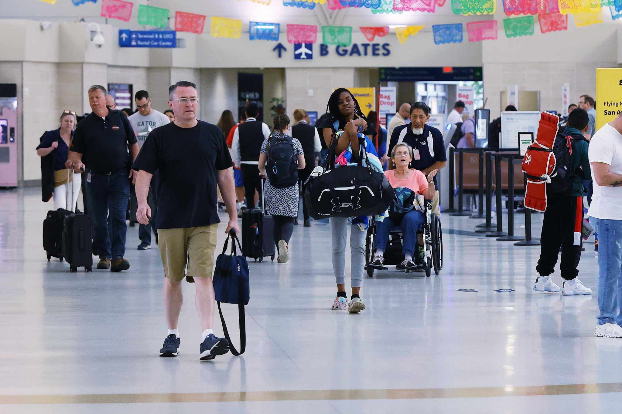 Reagan National about as hard-hit as any airport in the nation