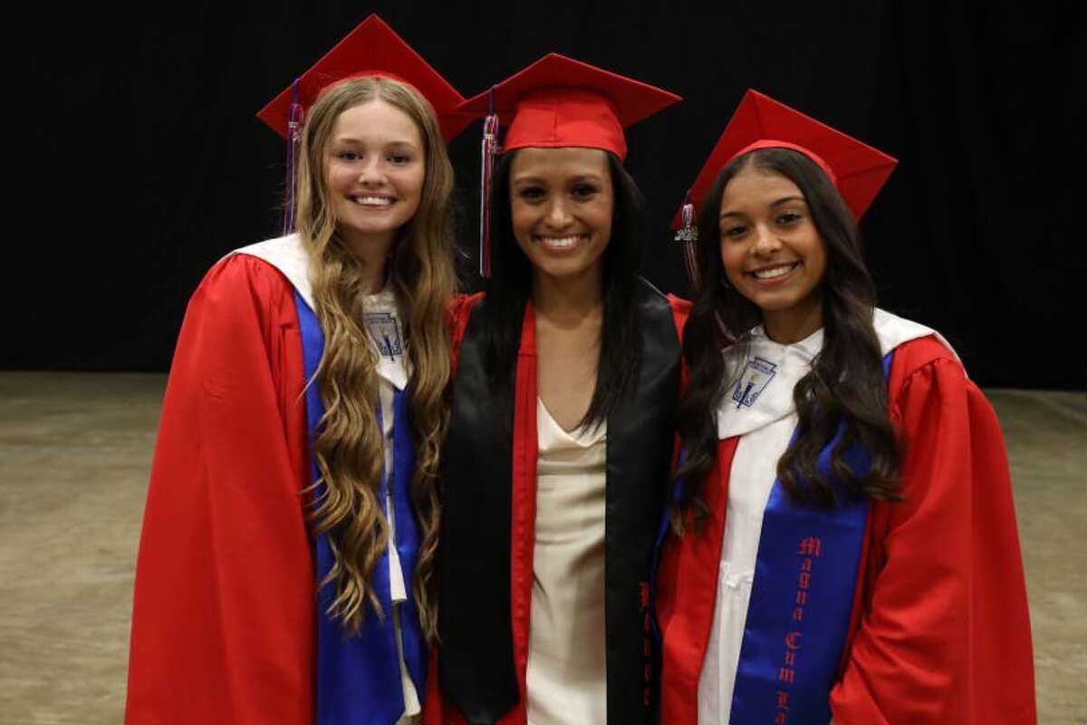 Beaumont ISD celebrates graduation of more than 1,000 students