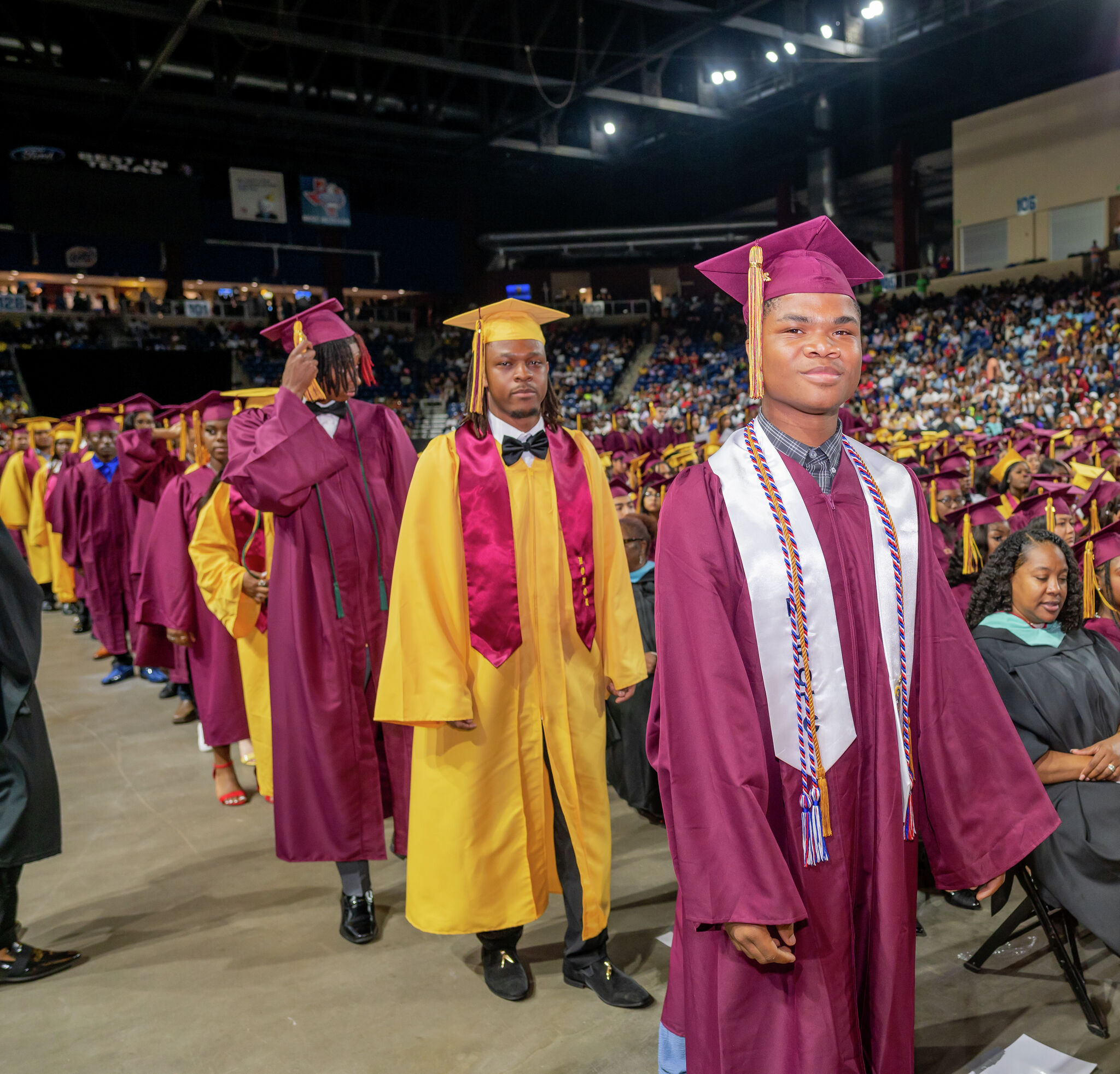 Beaumont ISD celebrates graduation of more than 1 000 students