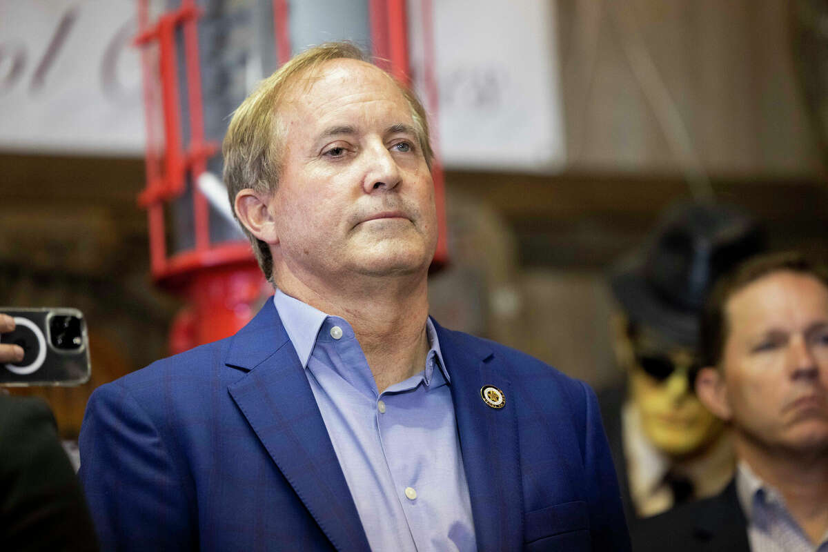 ken-paxton-texas-attorney-general-evettecamryn