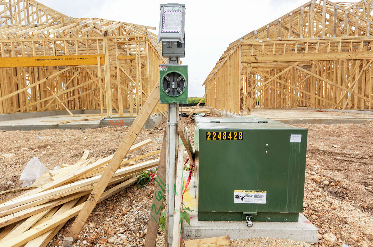 Shortage of transformers slows construction of homes in San Antonio