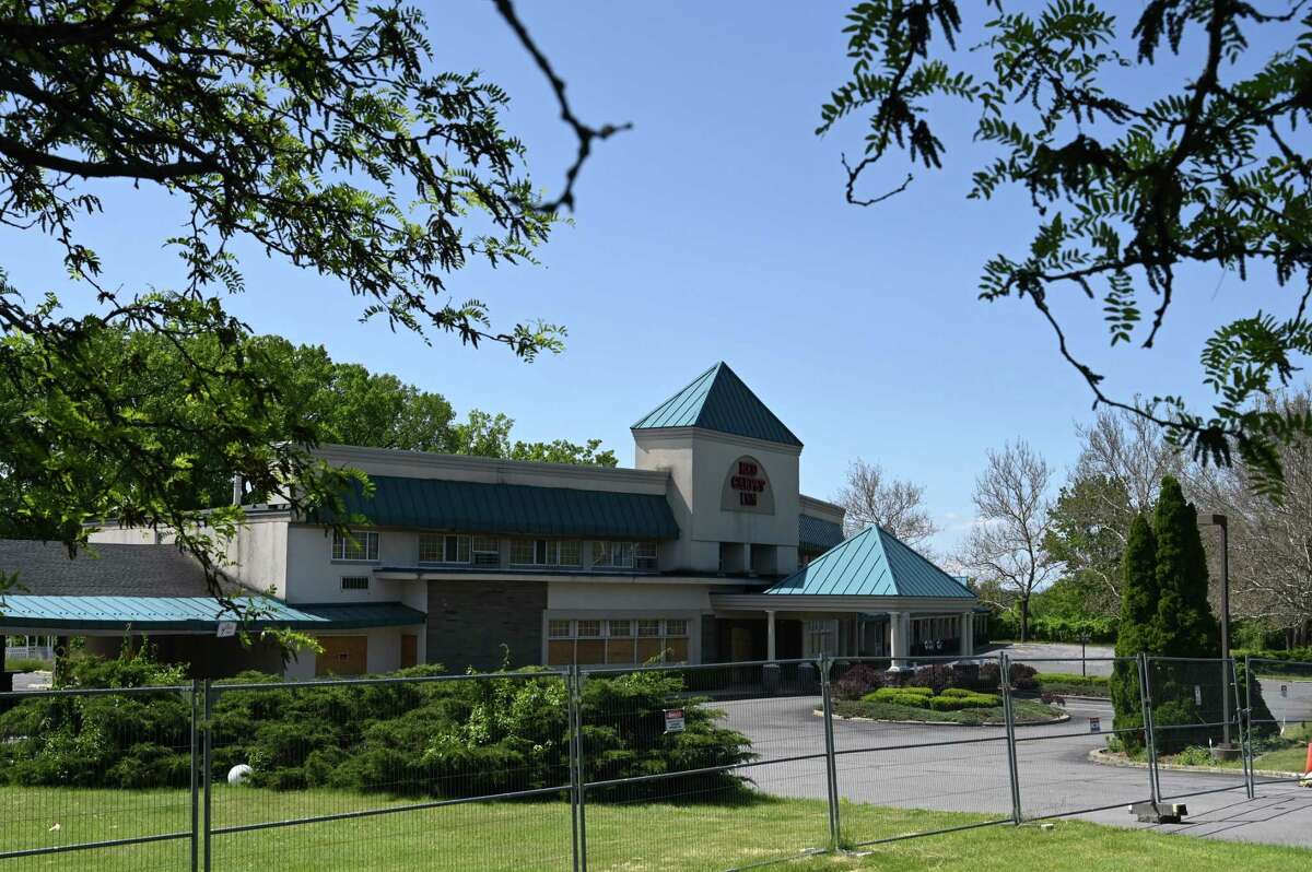 Albany Red Carpet Inn could affordable housing development