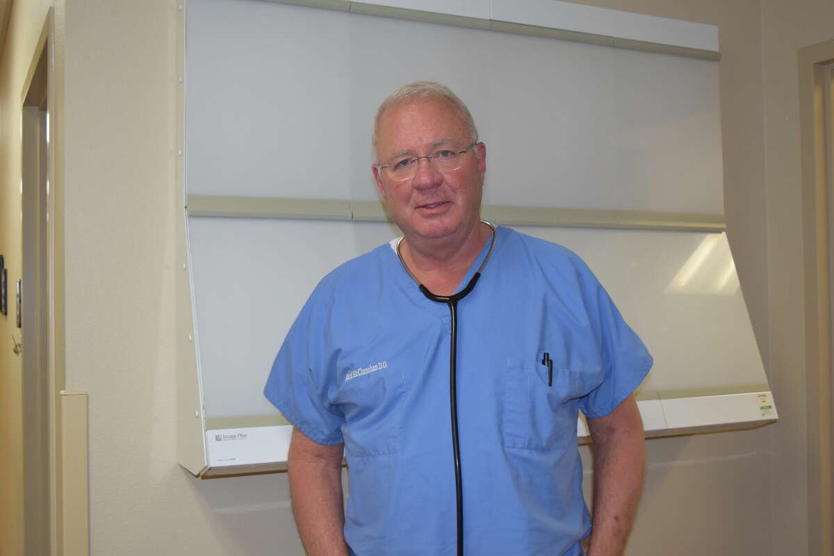 Dr. Mark McClanahan set to retire