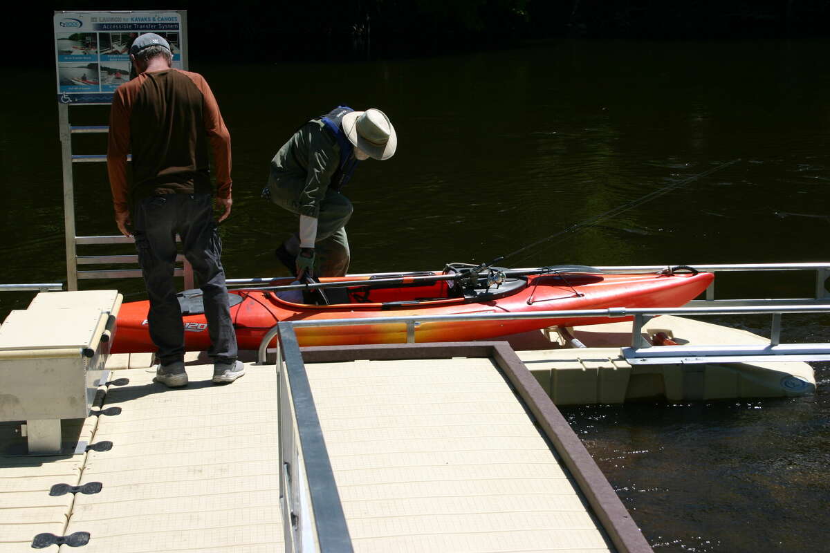 Hemlock Park kayak launch ribbon cutting held in Big Rapids