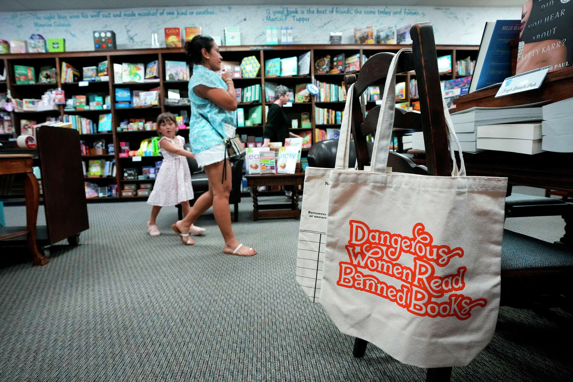 Independent Texas bookstores say school book rating bill is a threat