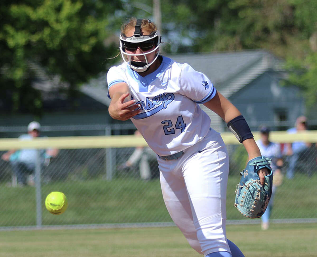 Ashlyn Brown hurls one-hitter, Jersey shuts out Alton