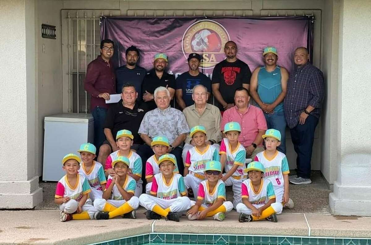 Tecos legend, others make Laredo Sports Association to promote sports