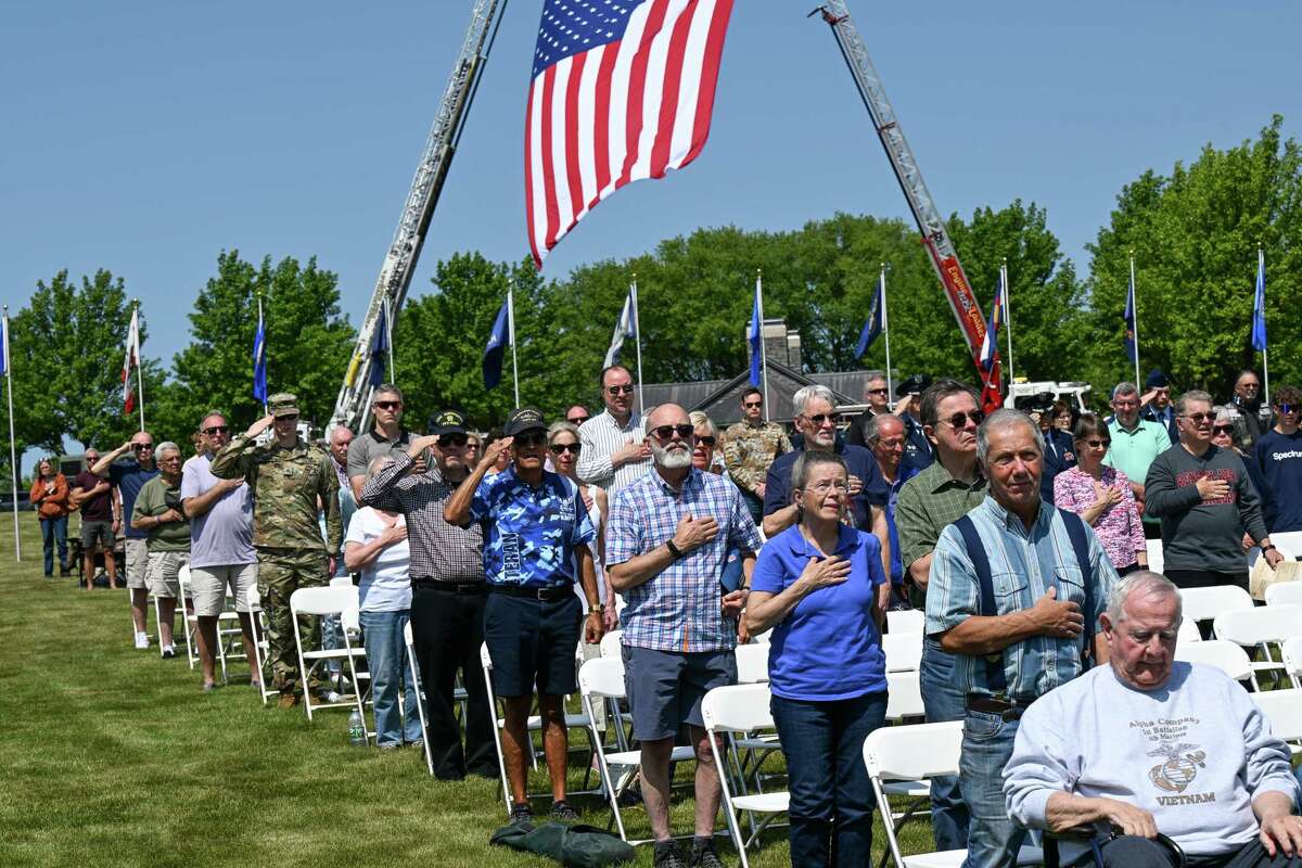 Photos Saratoga National Cemetery observes Memorial Day