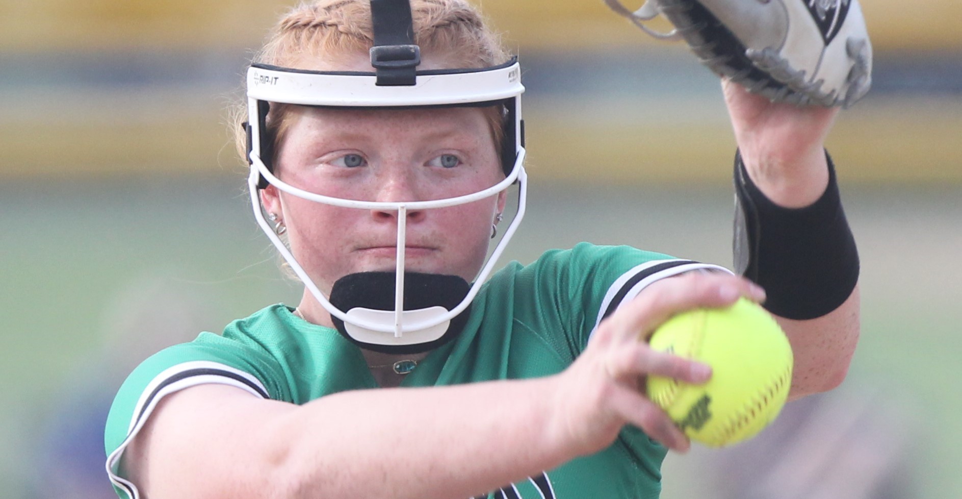 Flowers wins pitchers’ duel, Carrollton wins sectional title