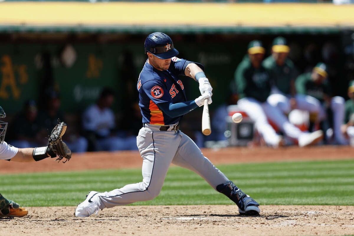 Astros' Unbelievable Comeback: Fueled By Bregman'S Home Run And Ovation! - 4xz328s