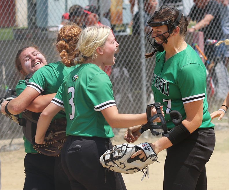 Calhoun baseball begins title defense