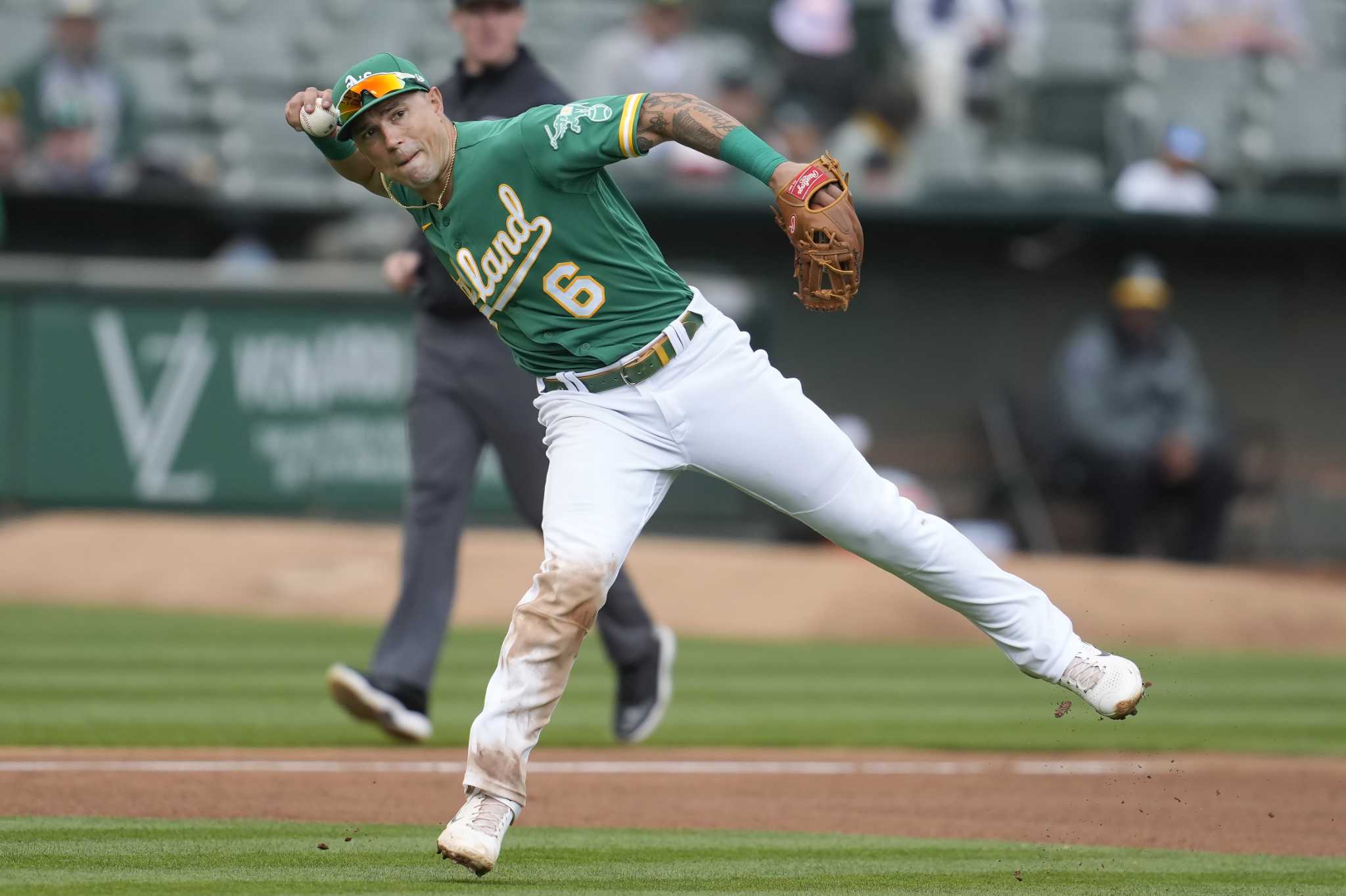 Alvarez, McCormick each have 2 hits, Astros beat Cubs 7-3 - ABC7