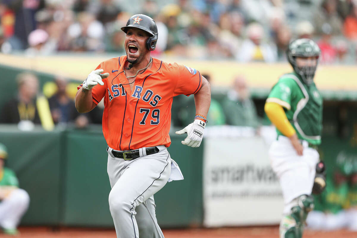 Houston Astros: José Abreu hits his first home run with franchise