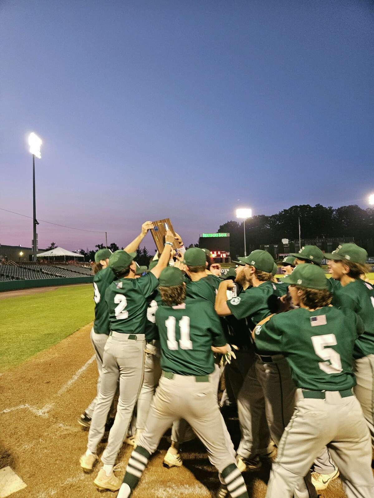 shenendehowa-wins-first-ever-game-3-of-class-aa-baseball-title-series