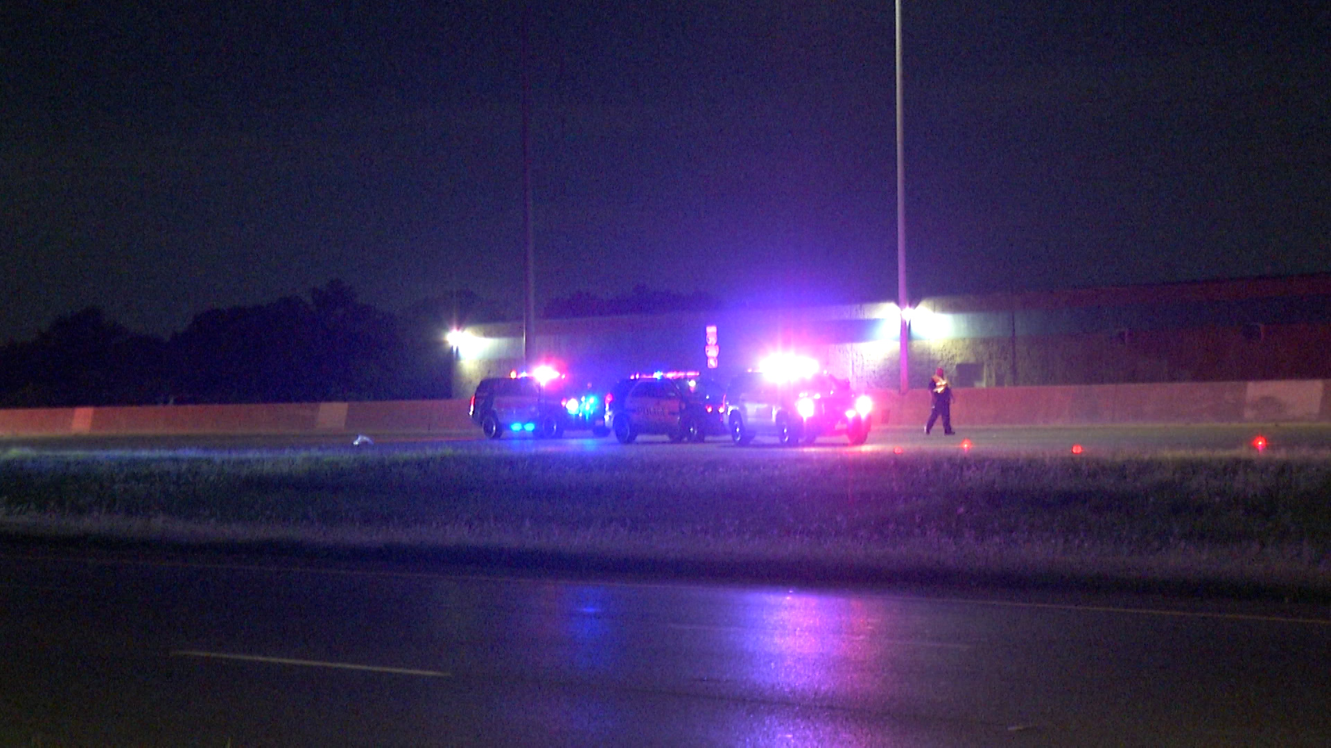Man killed walking on I-35; hit by 5 vehicles, bus on Northeast side