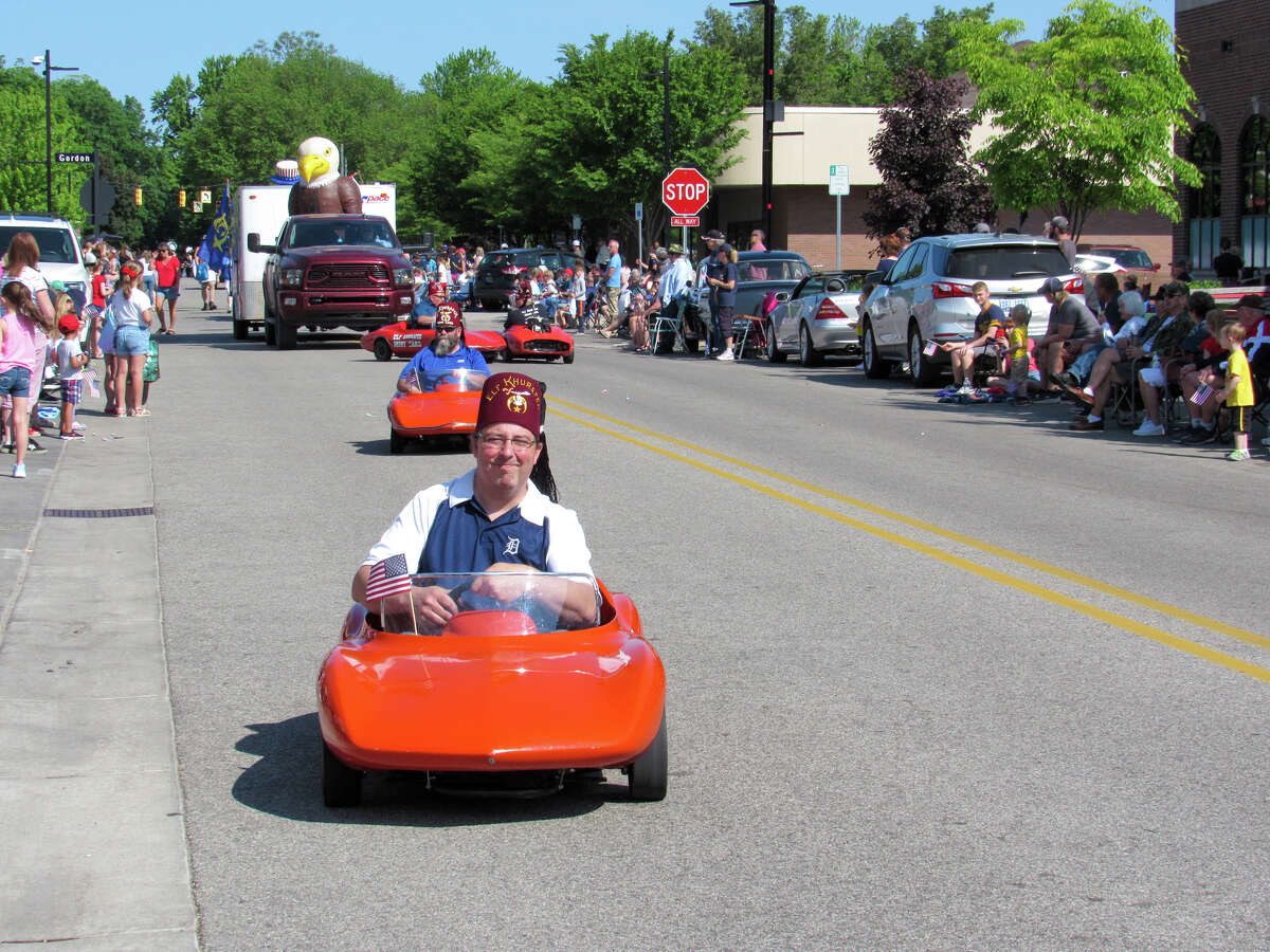 Midland Memorial Day Parade marches down Main Street