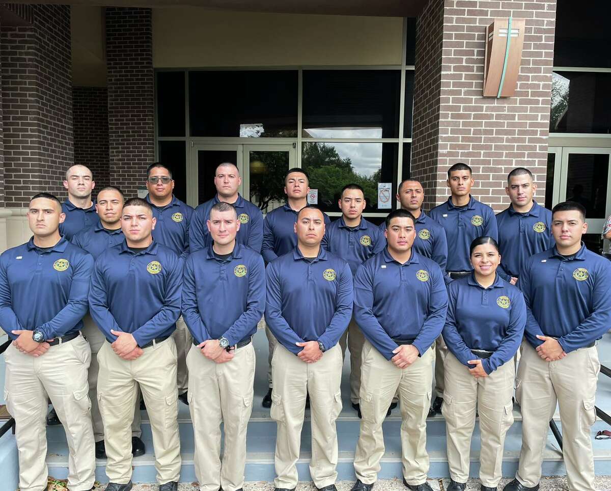 Laredo police recognize 16 new cadets