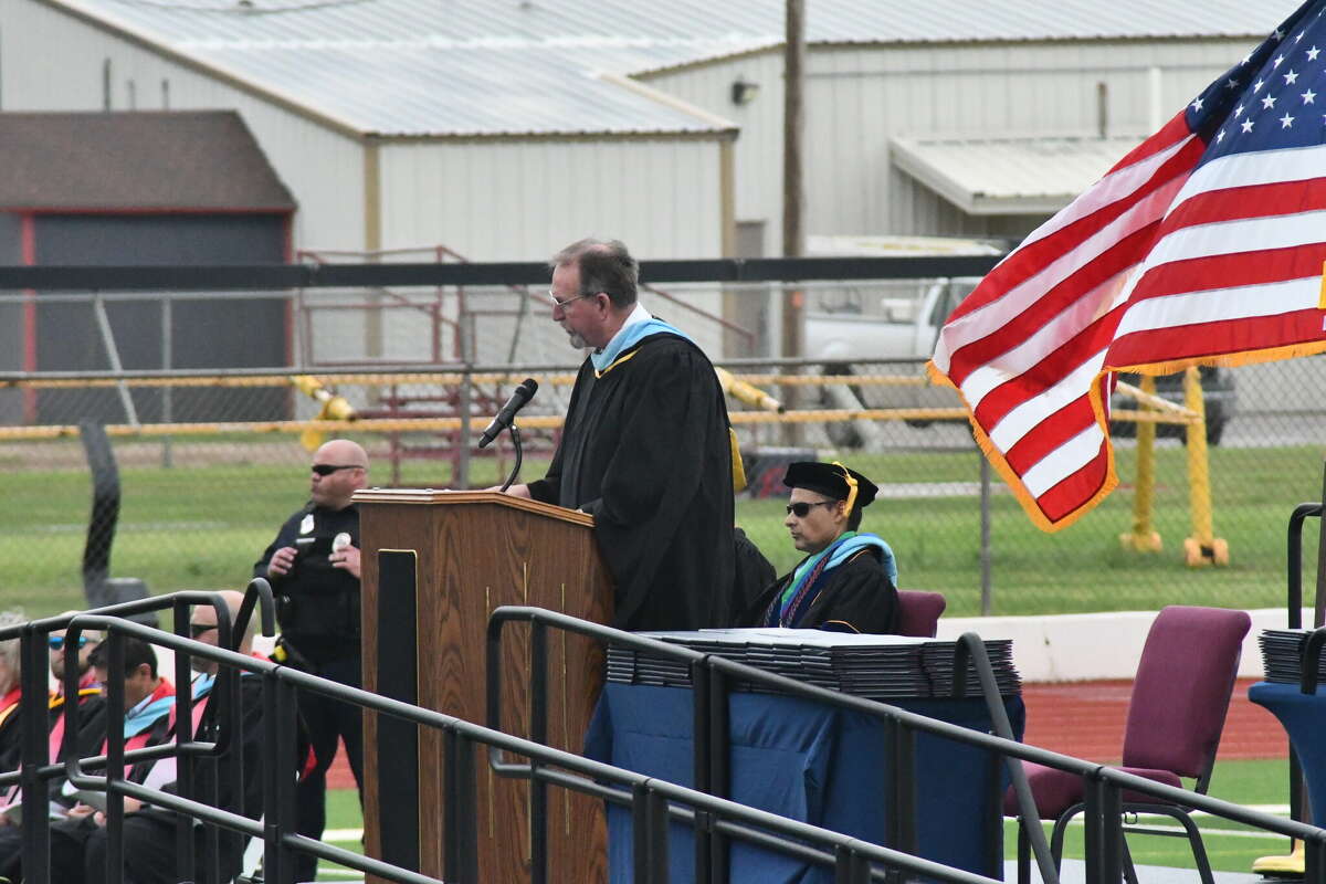 PHOTO GALLERY Plainview High School Graduation 2023