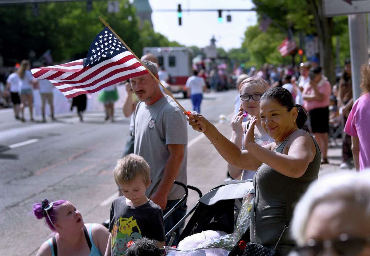 Photos Danbury honors Memorial Day with annual parade