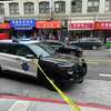 旧金山警方回复报告的女性员工刺在斯托克顿圣AA面包店在唐人街星期一,2023年5月29日。