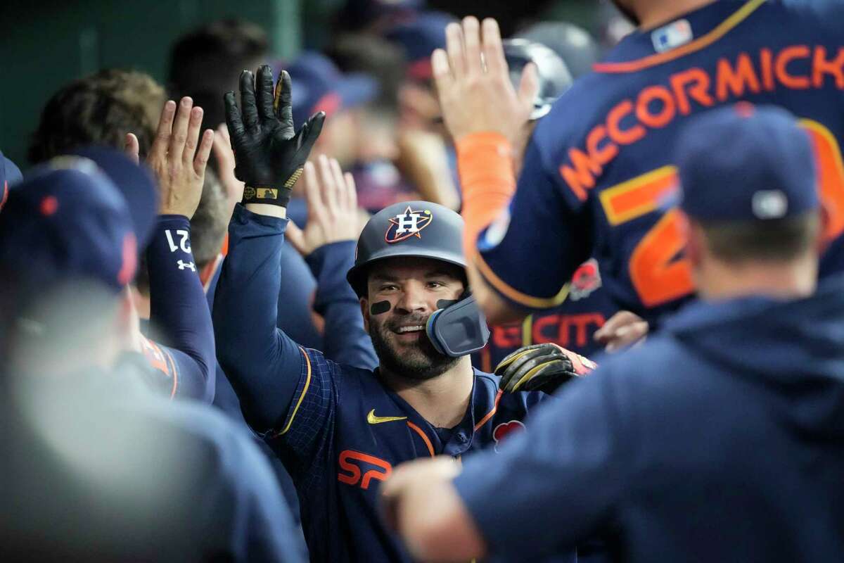 Twins 7, Astros 5: Houston Bullpen Spoils Jose Altuve's Grand Slam