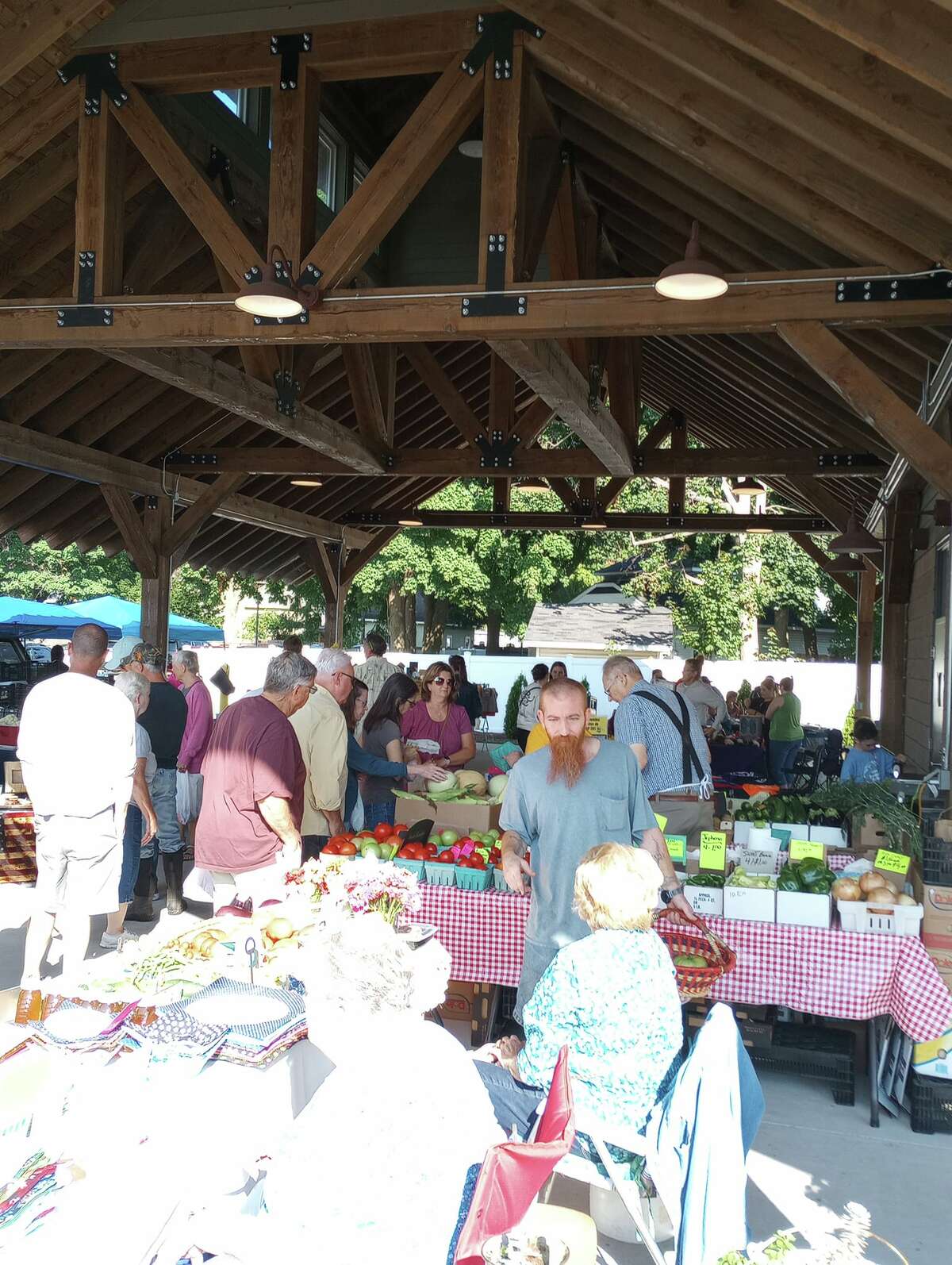 Caro Chamber of Commerce Cars and Crafts event with farmers market