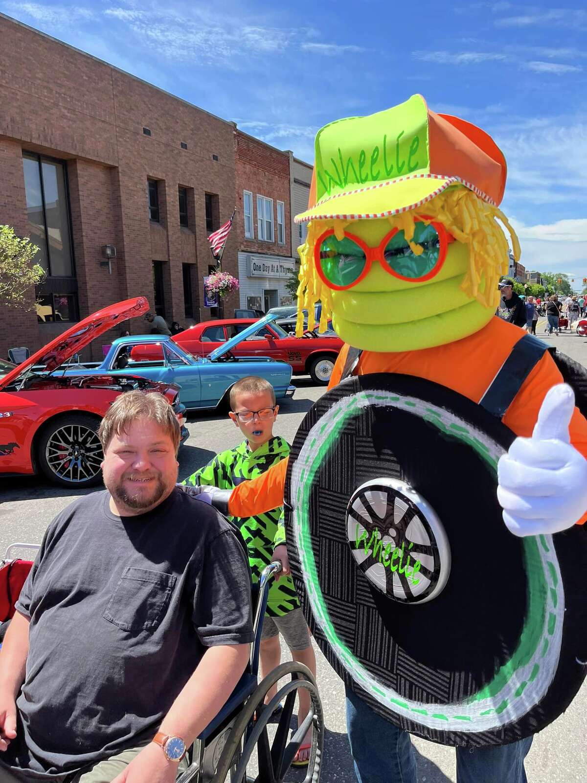 Caro Chamber of Commerce Cars and Crafts event with farmers market