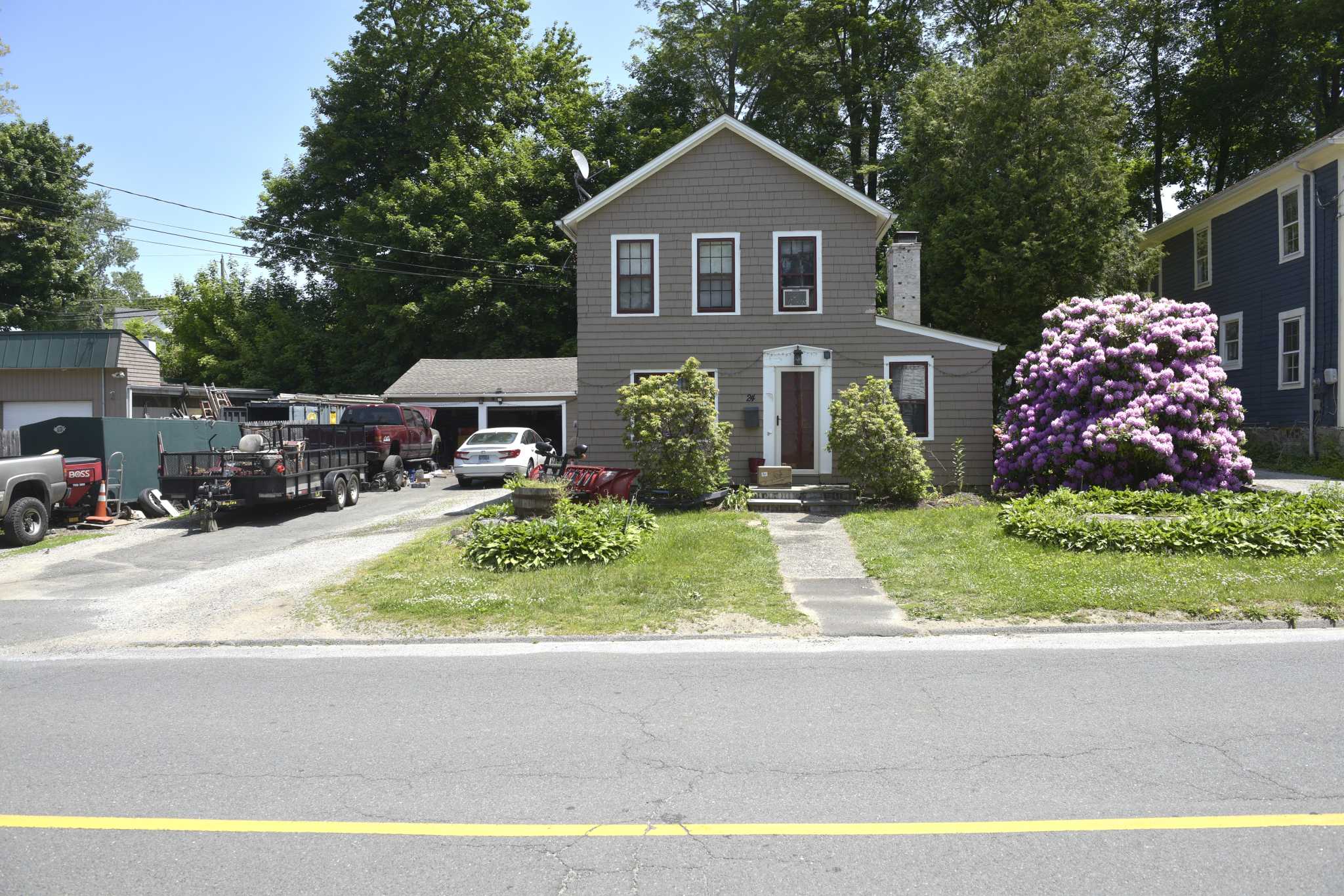 Developer aims to demolish 'historic' Bethel home for apartments