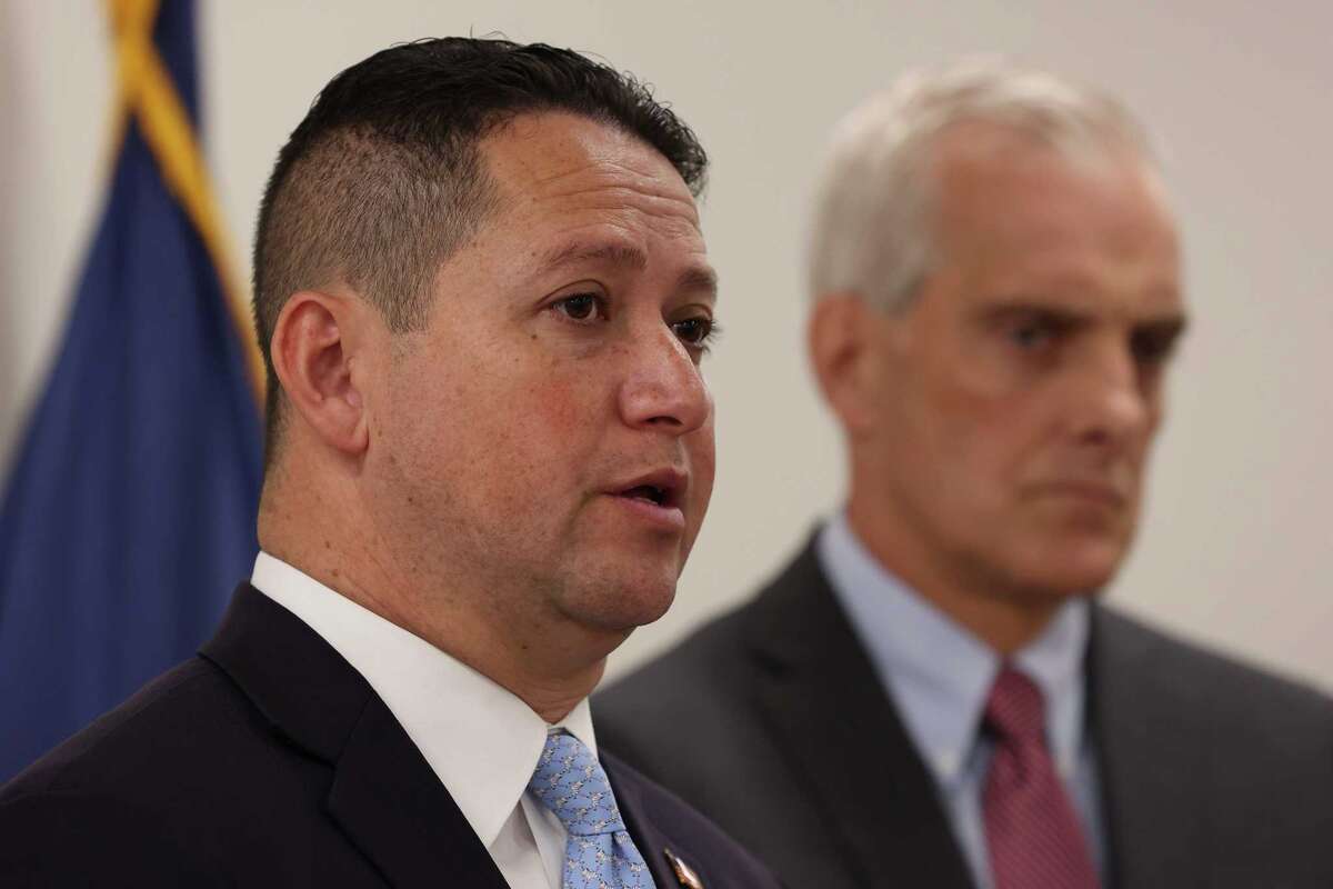 VA secretary says Texas leads nation in burn pit claims