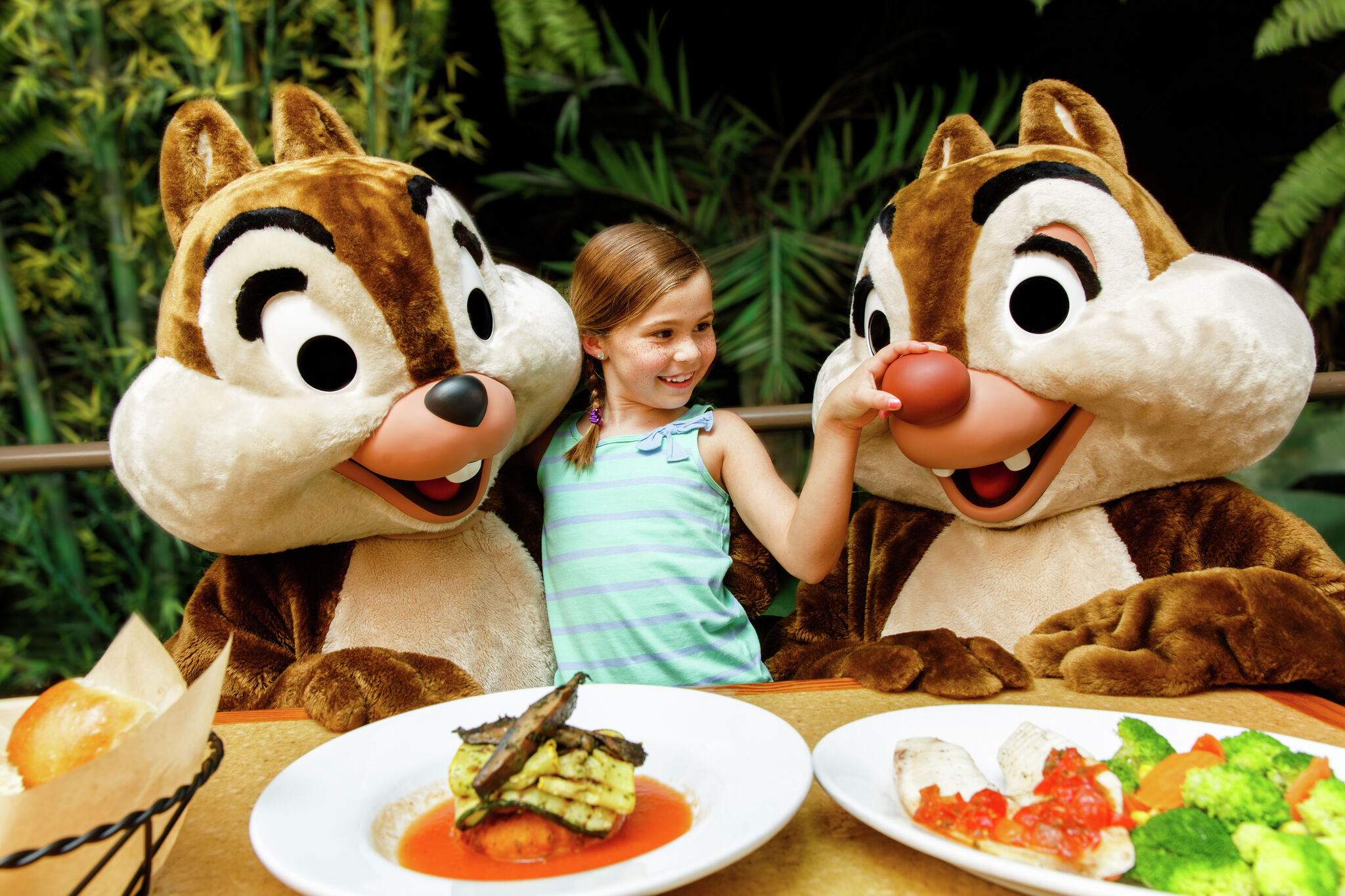 15+ Best Restaurants To Take Kids At Disney World - Best Kid-Friendly Disney  Foods