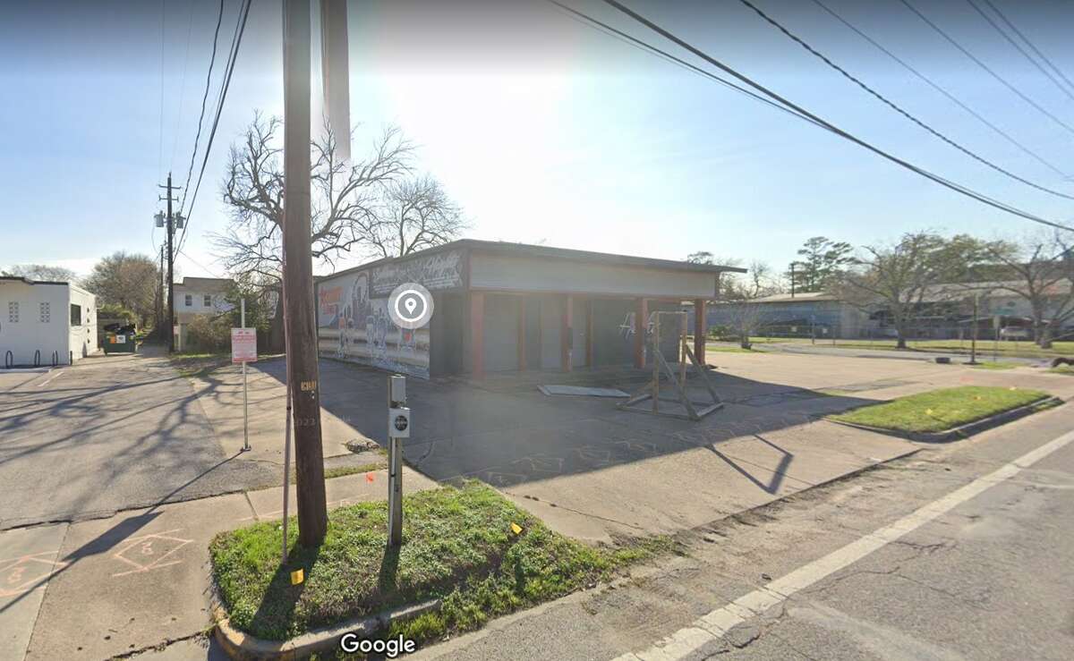 Houston hospitality group converting upholstery store into restaurant