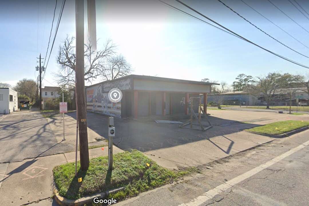 Houston hospitality group converting upholstery store into restaurant