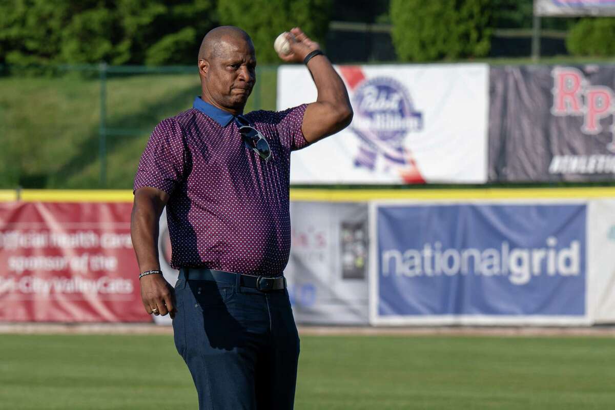 Darryl Strawberry to throw out first pitch Thursday at ValleyCats