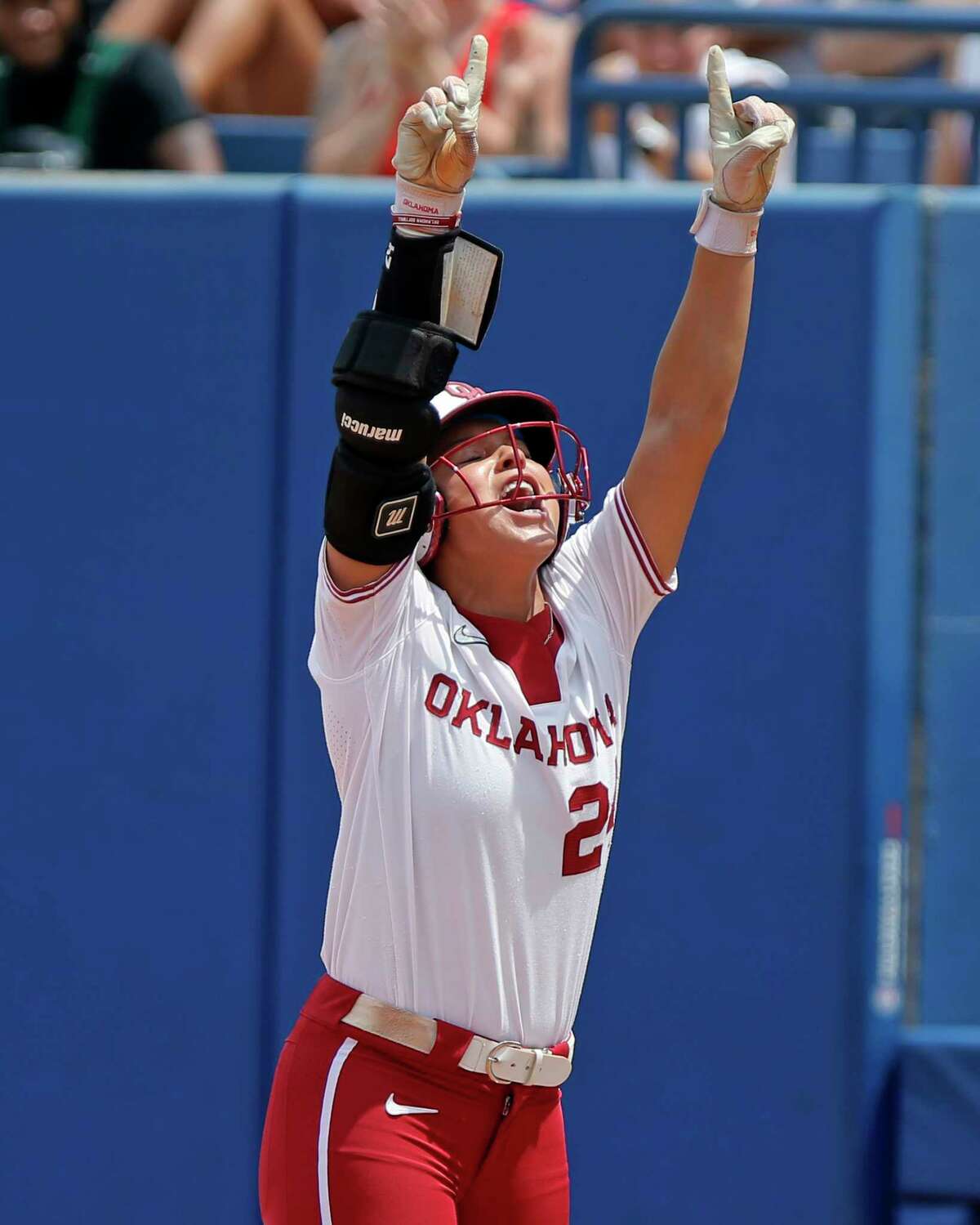 Stanford Stifled By Oklahoma In Womens College World Series