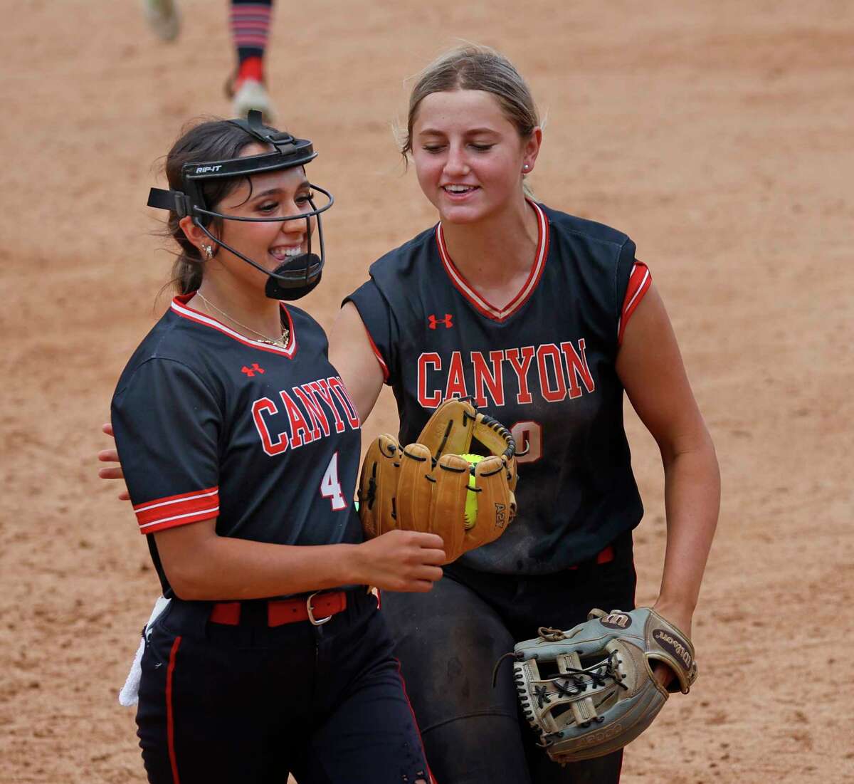 Undefeated New Braunfels Canyon headed to softball state championship