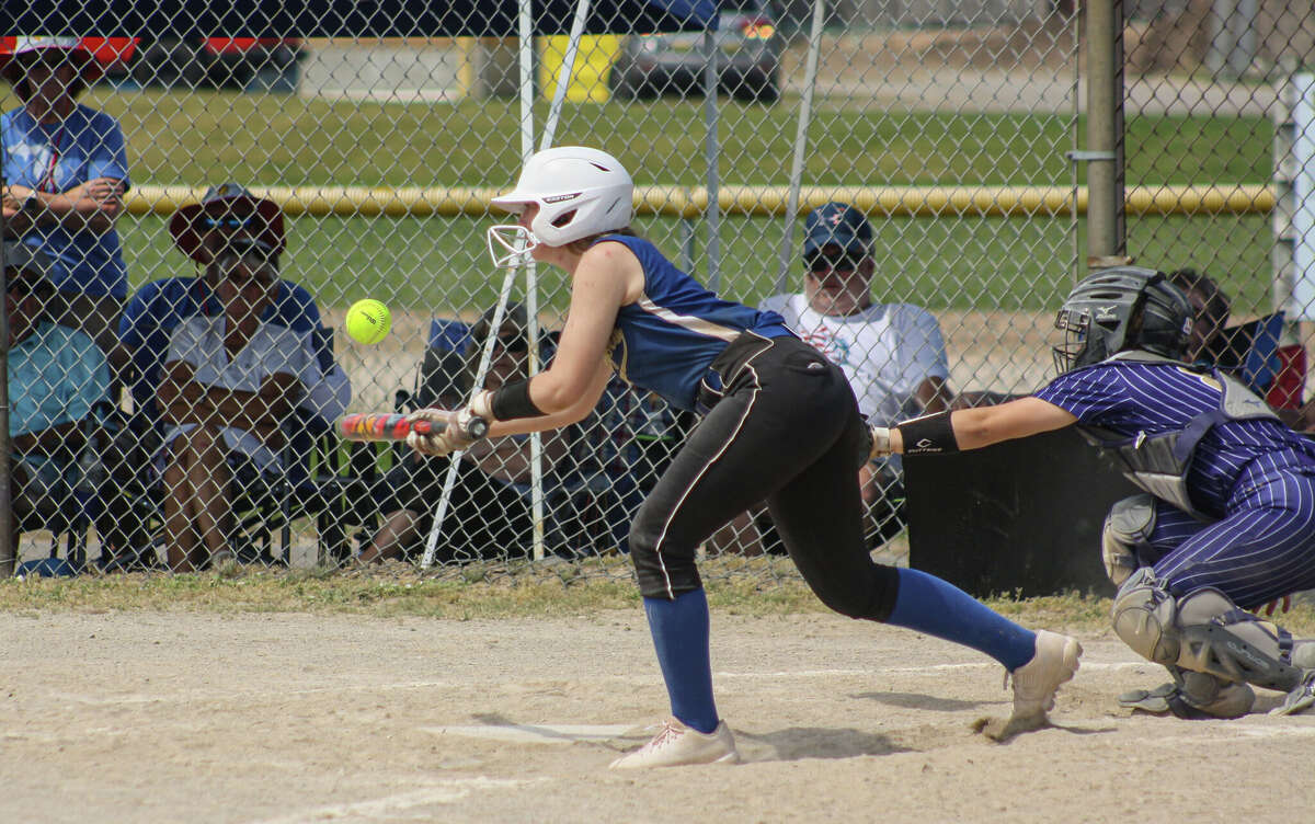 Onekama softball bests Frankfort for secondstraight district title