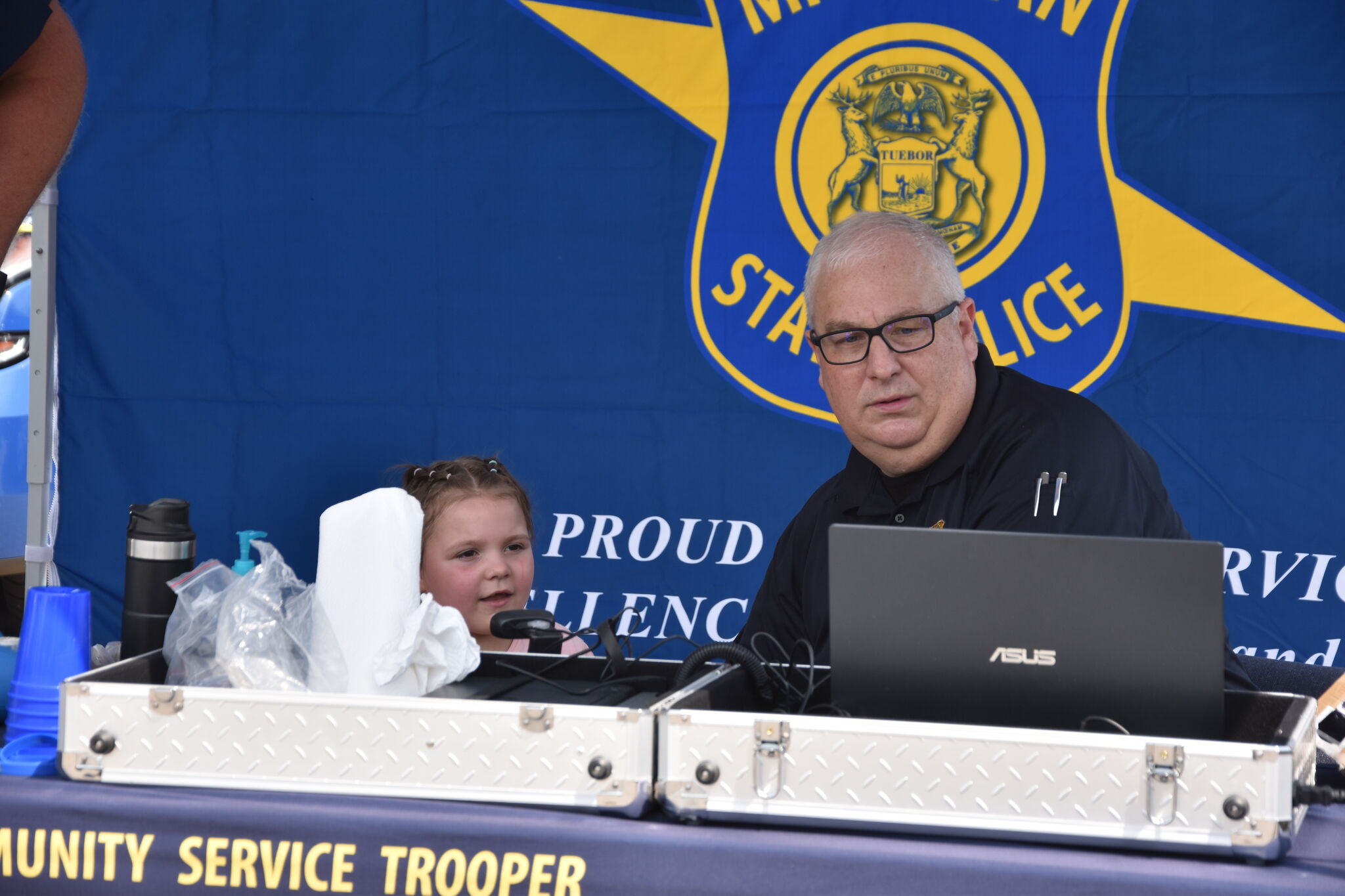 Manistee event brings helicopter touchdown, response agencies - Vimarsana News
