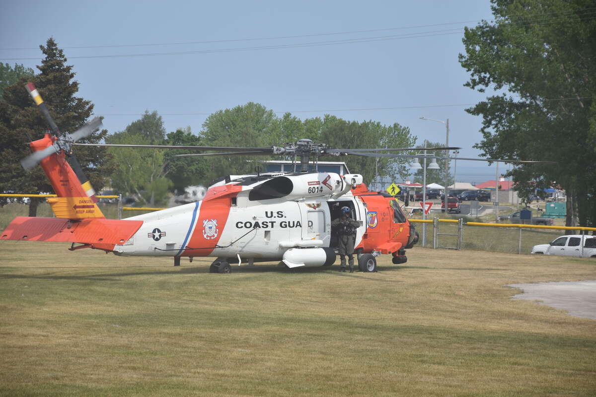 U.S. Coast Guard lands helicopter in Manistee softball field