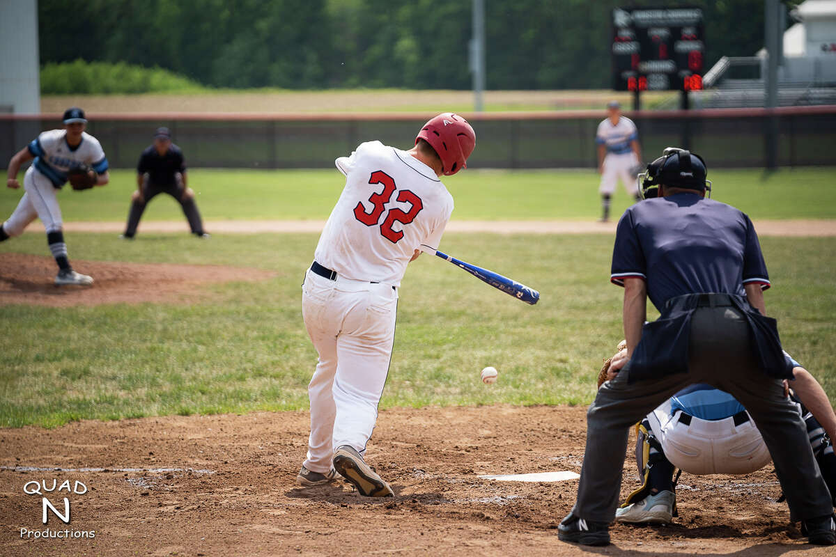UnionvilleSebewaing baseball wins district title on pickoff play