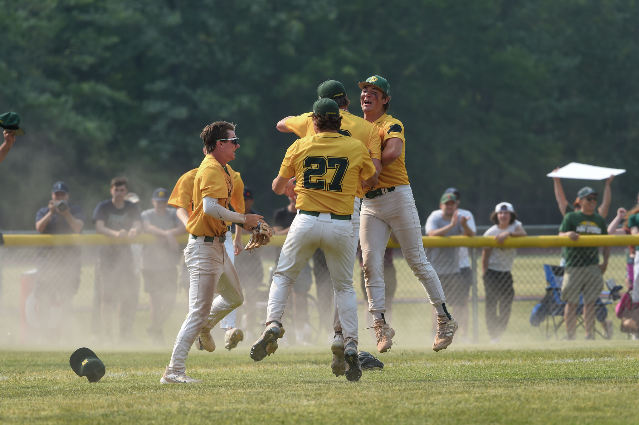 Wow Dow! Chargers upset No. 2 BC Western in baseball district final