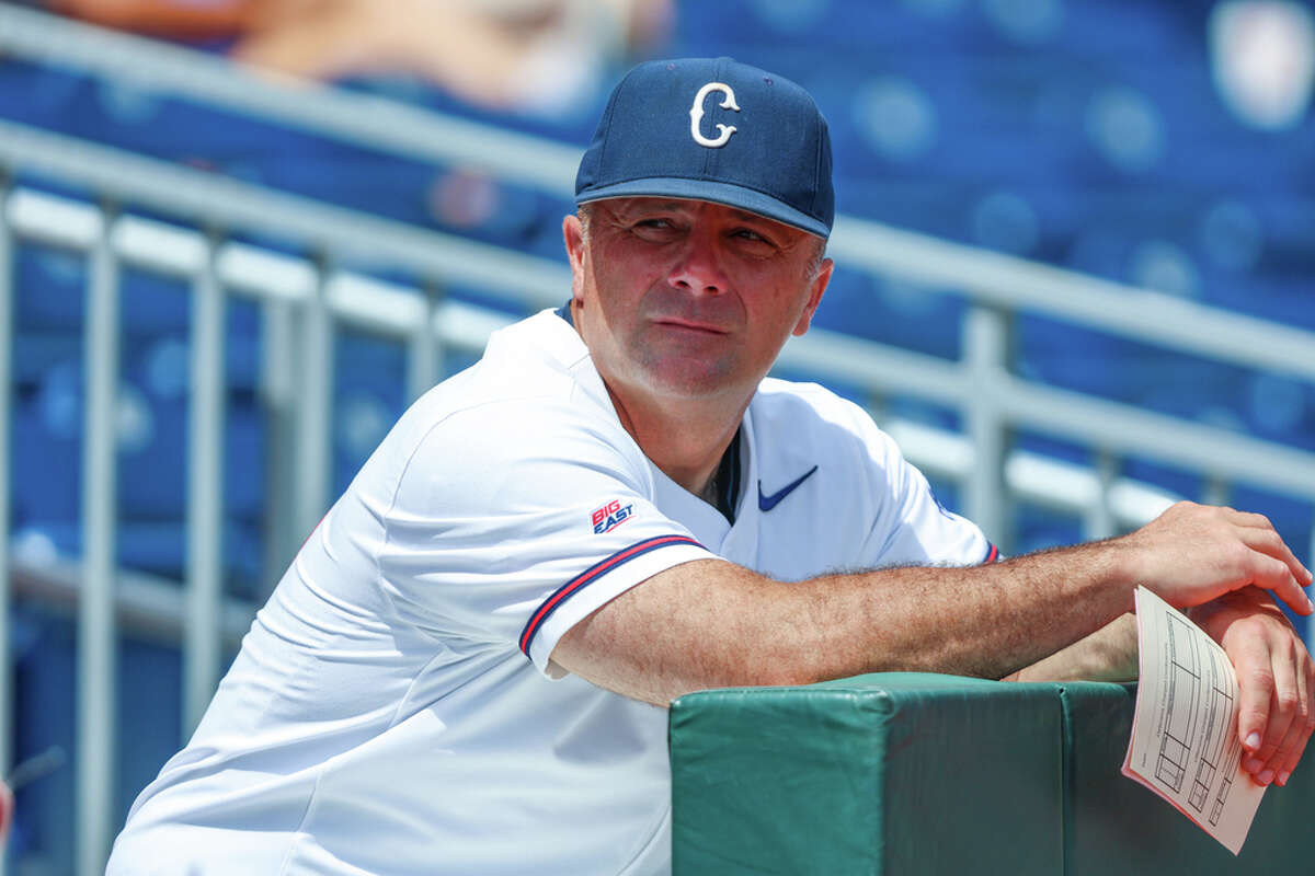 UConn vs #2 Florida, Gainesville Regional Elimination Game