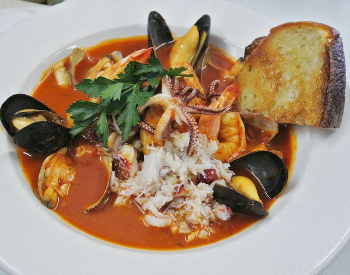 A restaurant on a pier, surrounded by working fishing boats, must have a source of fresh fish. Scoma's has been serving diners dockside at San Francisco's Fisherman's Wharf since 1965.