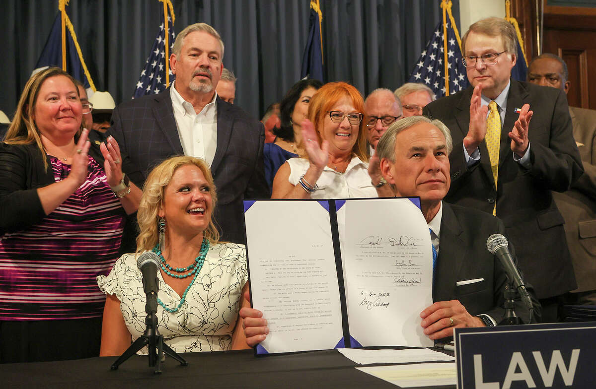 New Texas laws take effect Sept. 1 Trans health care, DEI, abortion