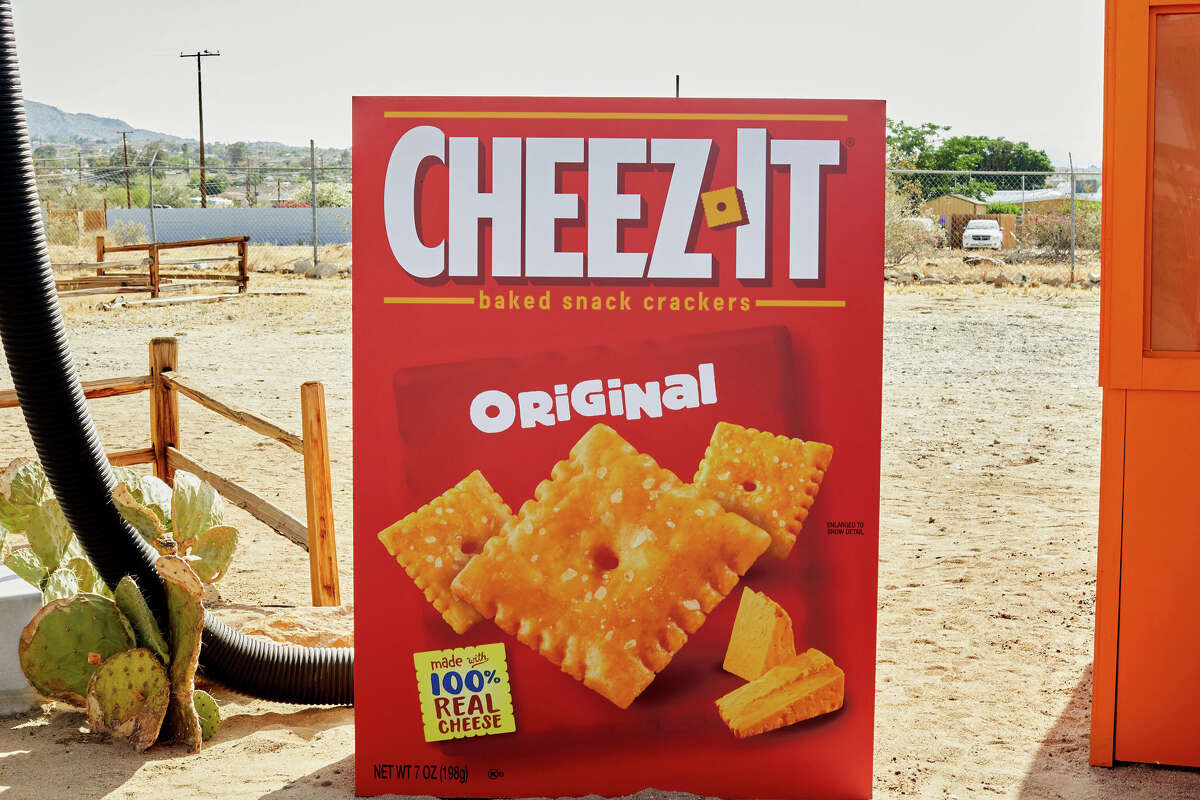 CheezIt opens snack shack in Joshua Tree gas station