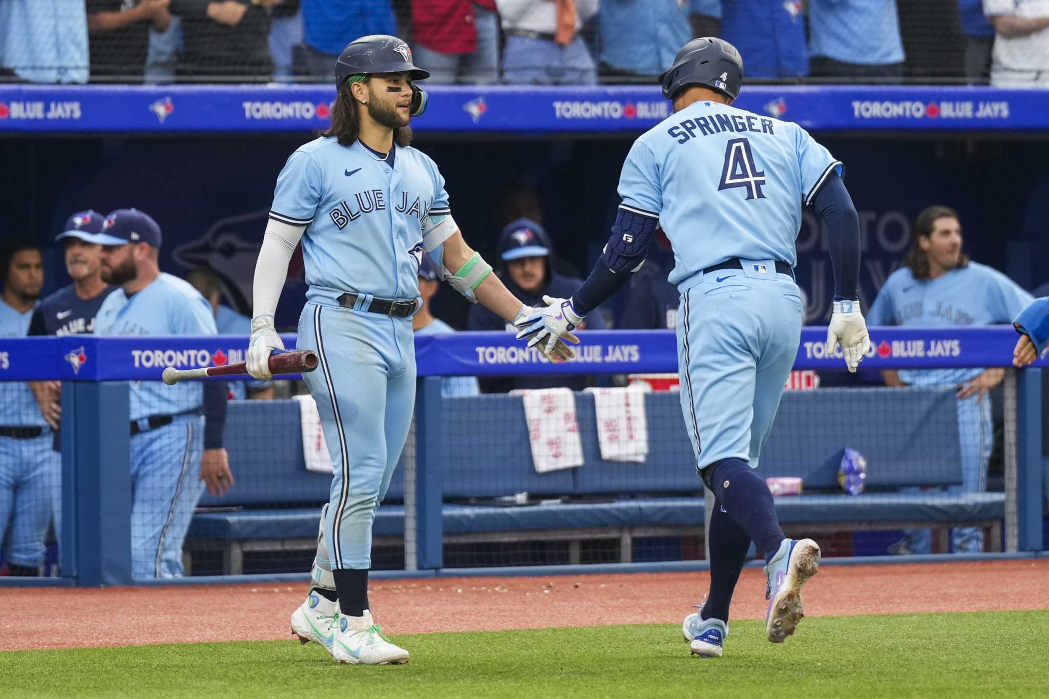 Varsho, Gausman lead Toronto Blue Jays to 1-0 win over Seattle