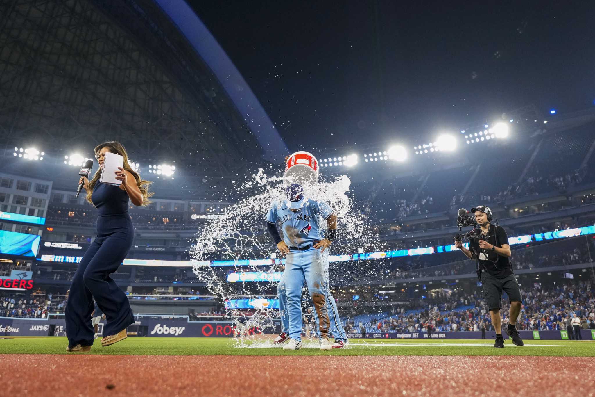 Gausman matches career high with 13 Ks as Blue Jays beat Astros