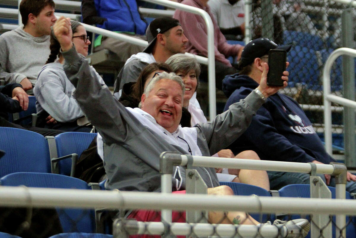 Fairfield Warde, Staples baseball teams advance to CIAC Class LL final