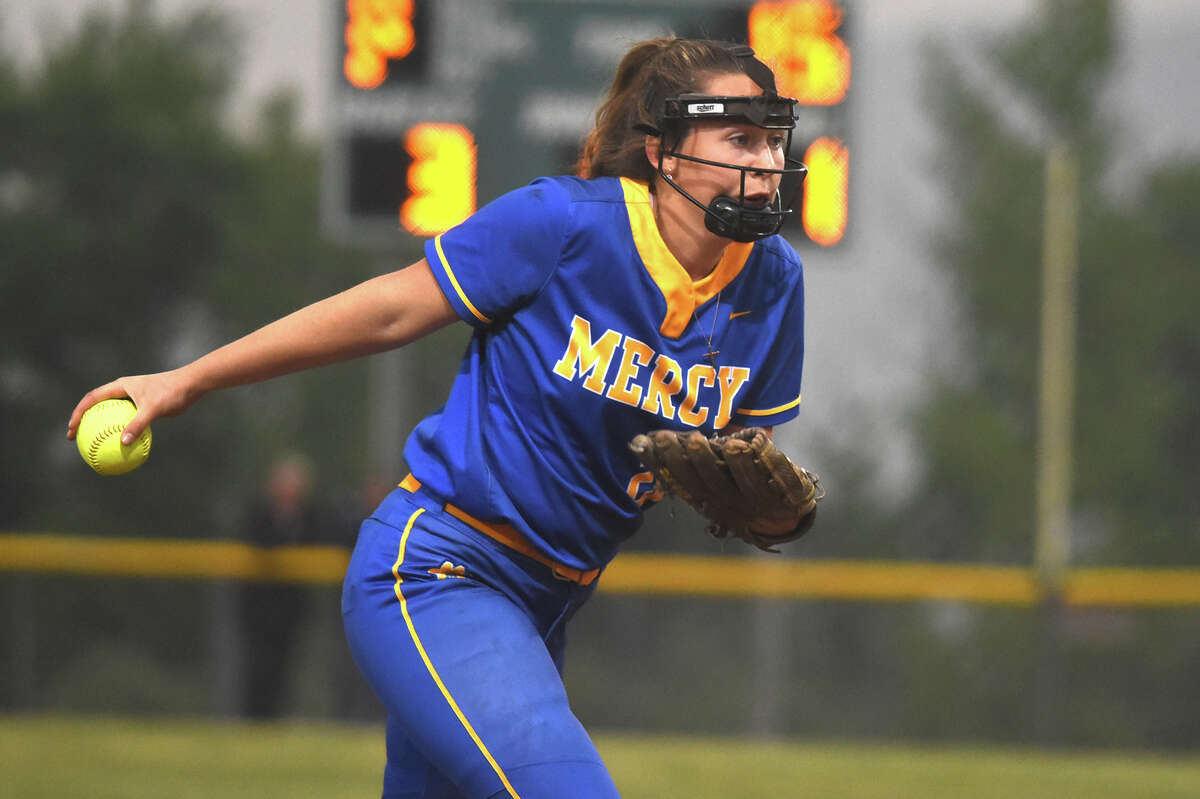 Sacred Heart Academy, Woodland softball reach CIAC Class M finals