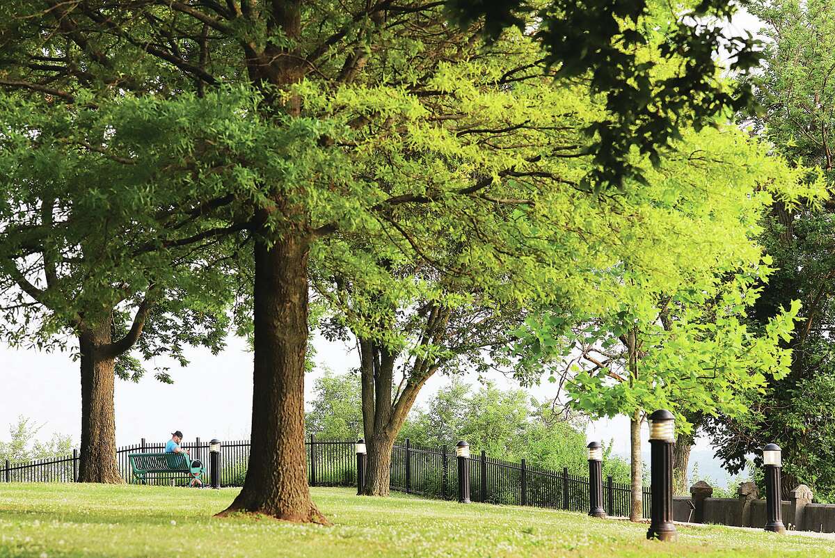 Riverview Park in Alton lives up to name